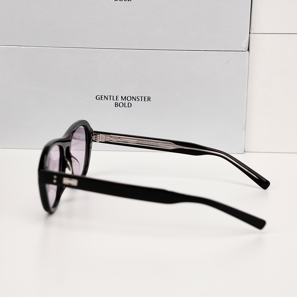 Kính Mát Gentle Monster OAA 01(V) Màu Tím