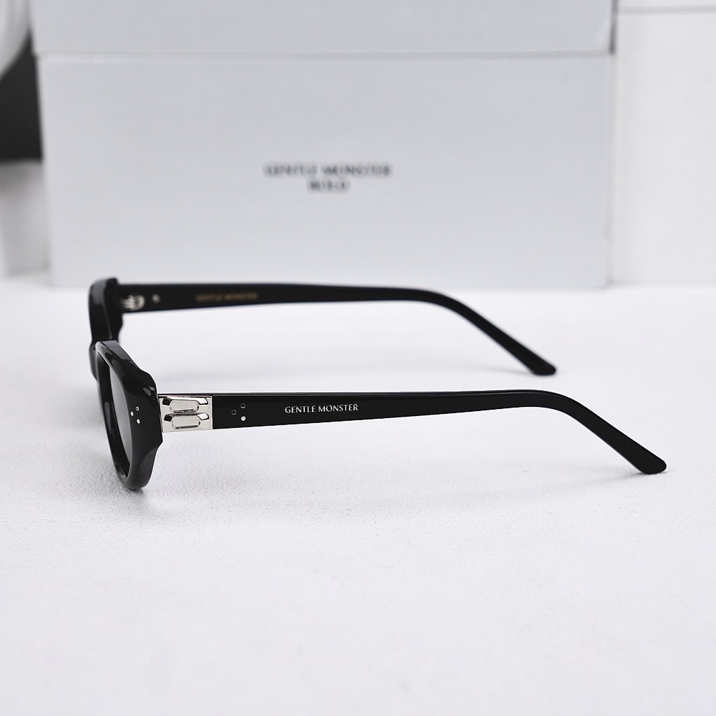 Kính Mát Gentle Monster Vanilla 01 Màu Đen