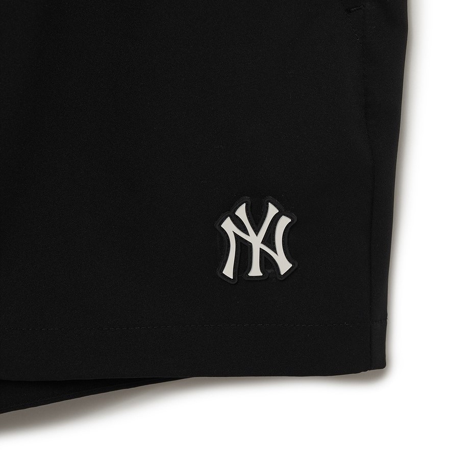Quần Short MLB Logo Chữ NY 3FSMB0133-50BKS Màu Đen