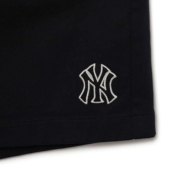 Quần Shorts MLB Basic Logo NY 3LSMB0433-50BKS Màu Đen