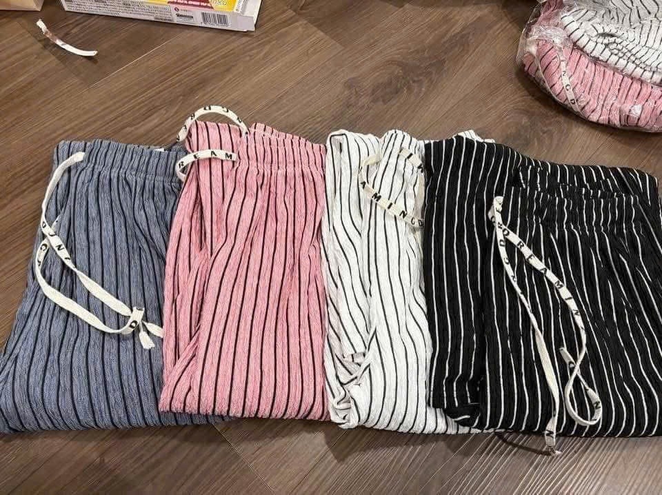 Quần vải kẻ Hàn Quốc dây chữ