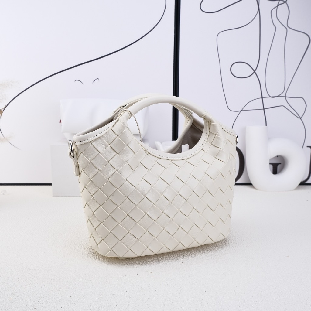 Túi Bucket Tote Korea Màu Kem Size 20 cm