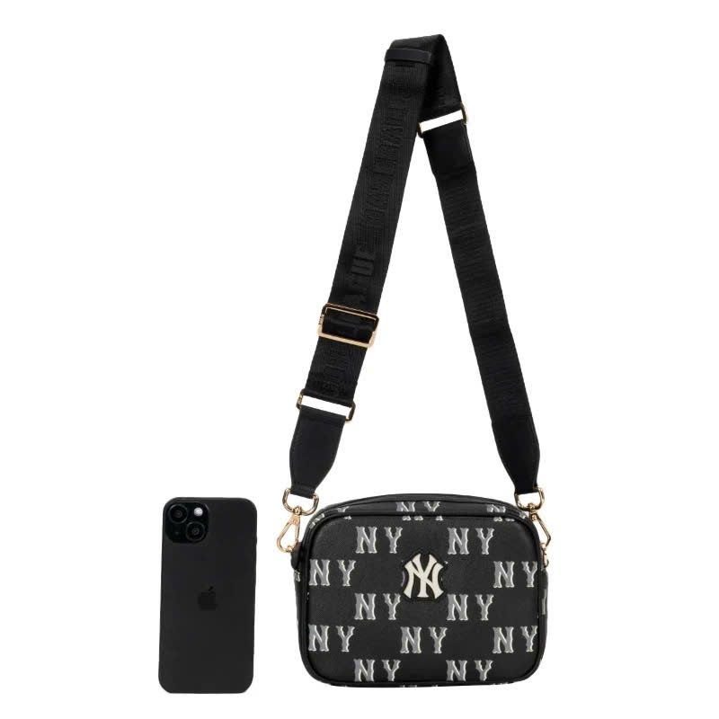 Túi Đeo Chéo MLB Monogram Mã 7ACRMD14N Kid Size 18cm