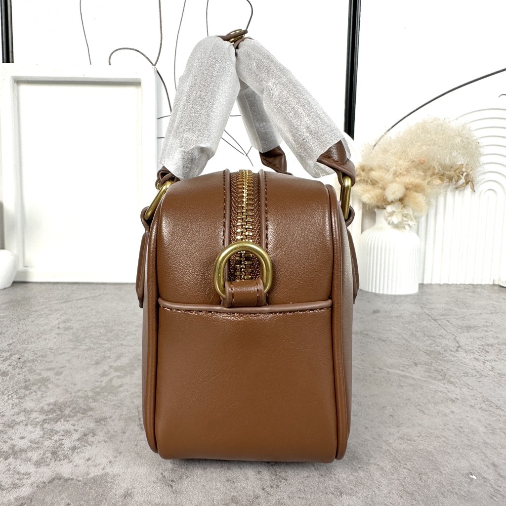 Túi Miumiu Bản Hàn Da Bê Size 22cm Màu Nâu Cafe