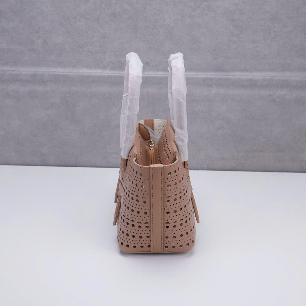 Túi Tote Loewe Bản Hàn Sz 20cm Da Bò Màu Nâu