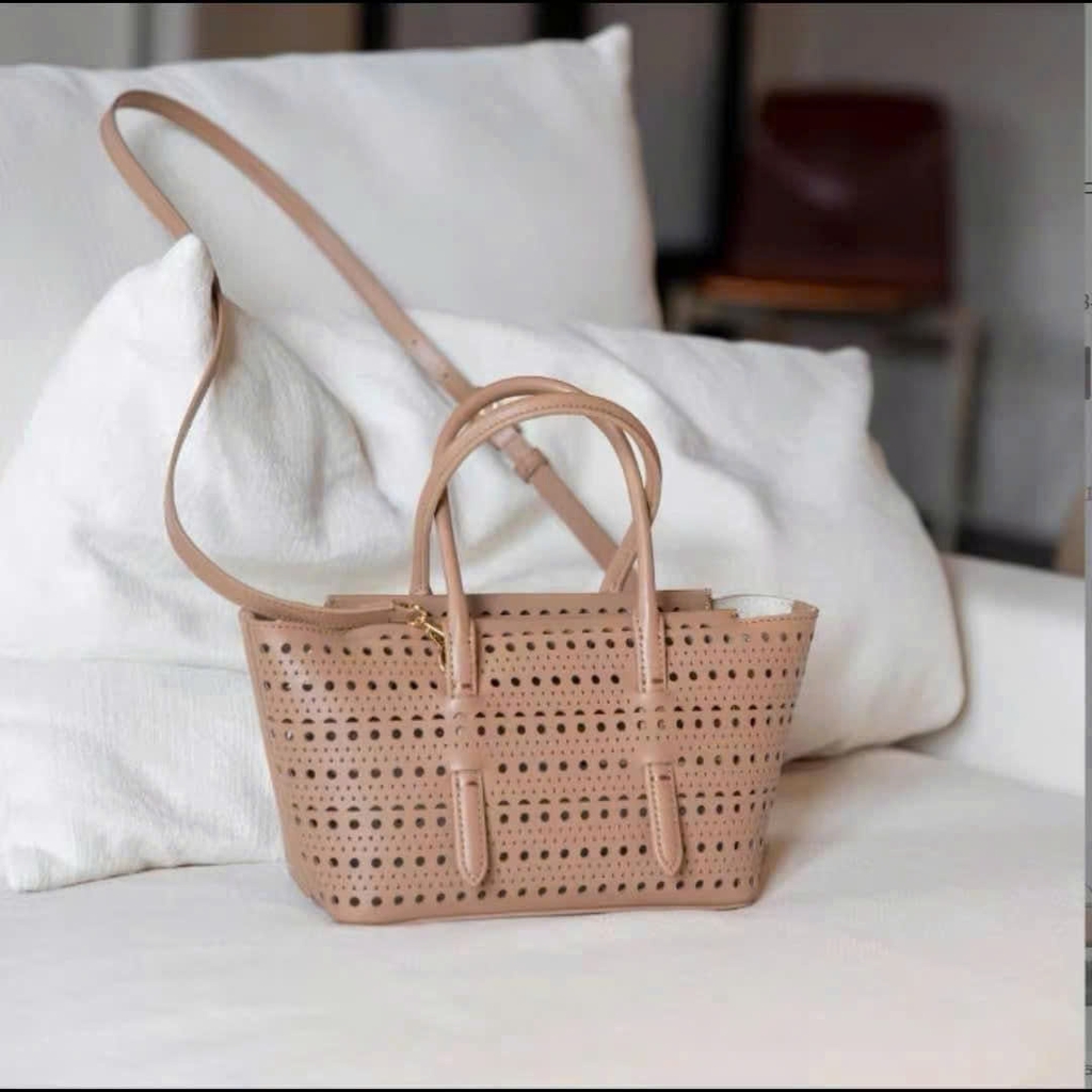 Túi Tote Loewe Bản Hàn Sz 20cm Da Bò Màu Nâu
