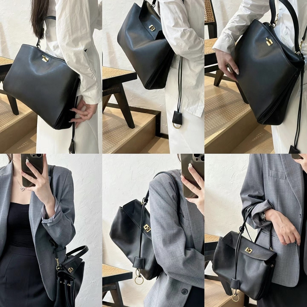 Túi Xách Balenciaga Rodeo Handbag Remake Korea Màu Đen Khoá Vàng