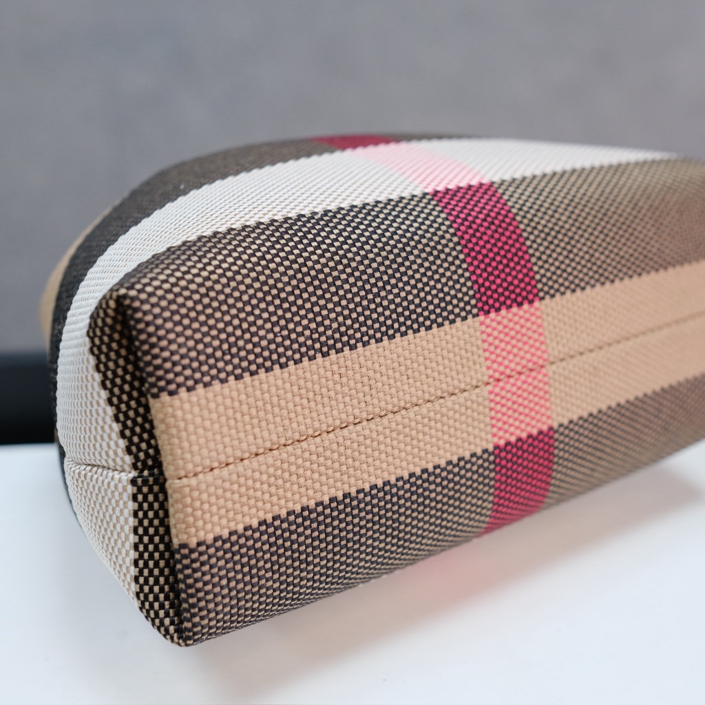 Túi Xách Burberry Remake Hàn Vải Canvas 20cm