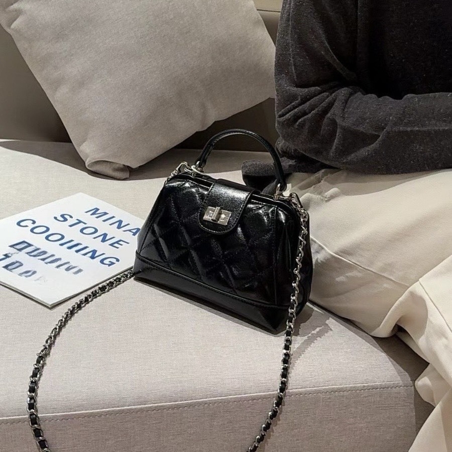 Túi Xách Chanel Mini Handle Bag Remake Korea Size 20cm