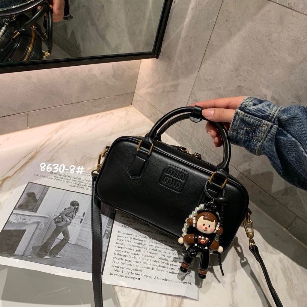 Túi Xách Miu Miu Arcadie Handle Màu Đen