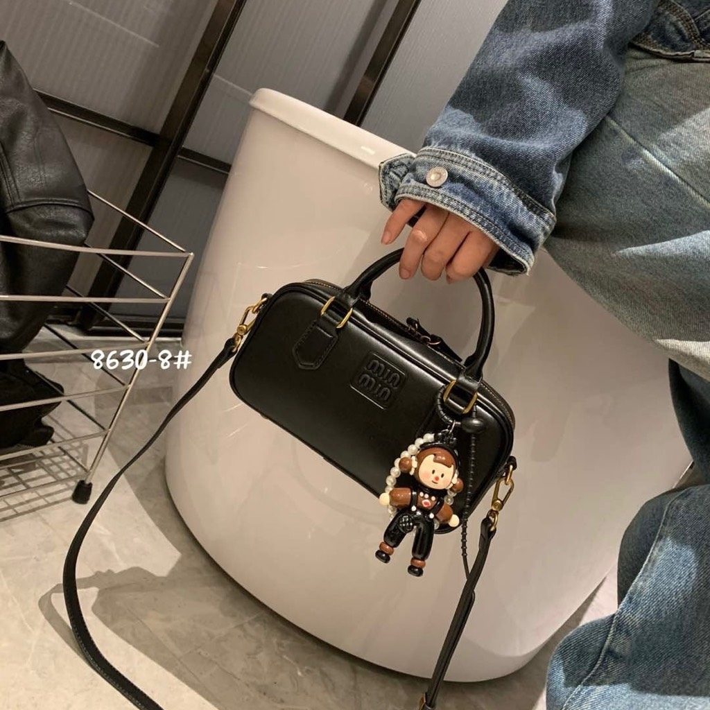 Túi Xách Miu Miu Arcadie Handle Màu Đen