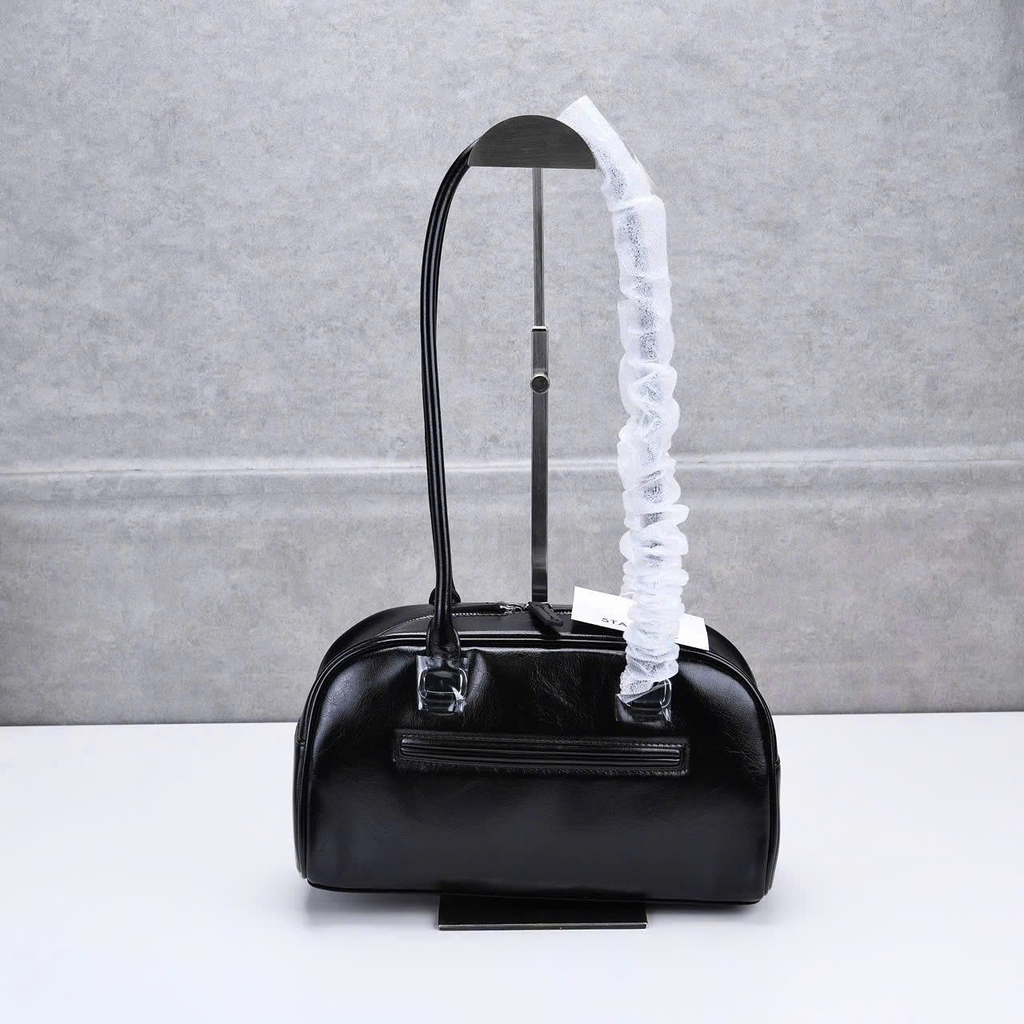 Túi Xách Stand Oil Chubby Bag Màu Đen