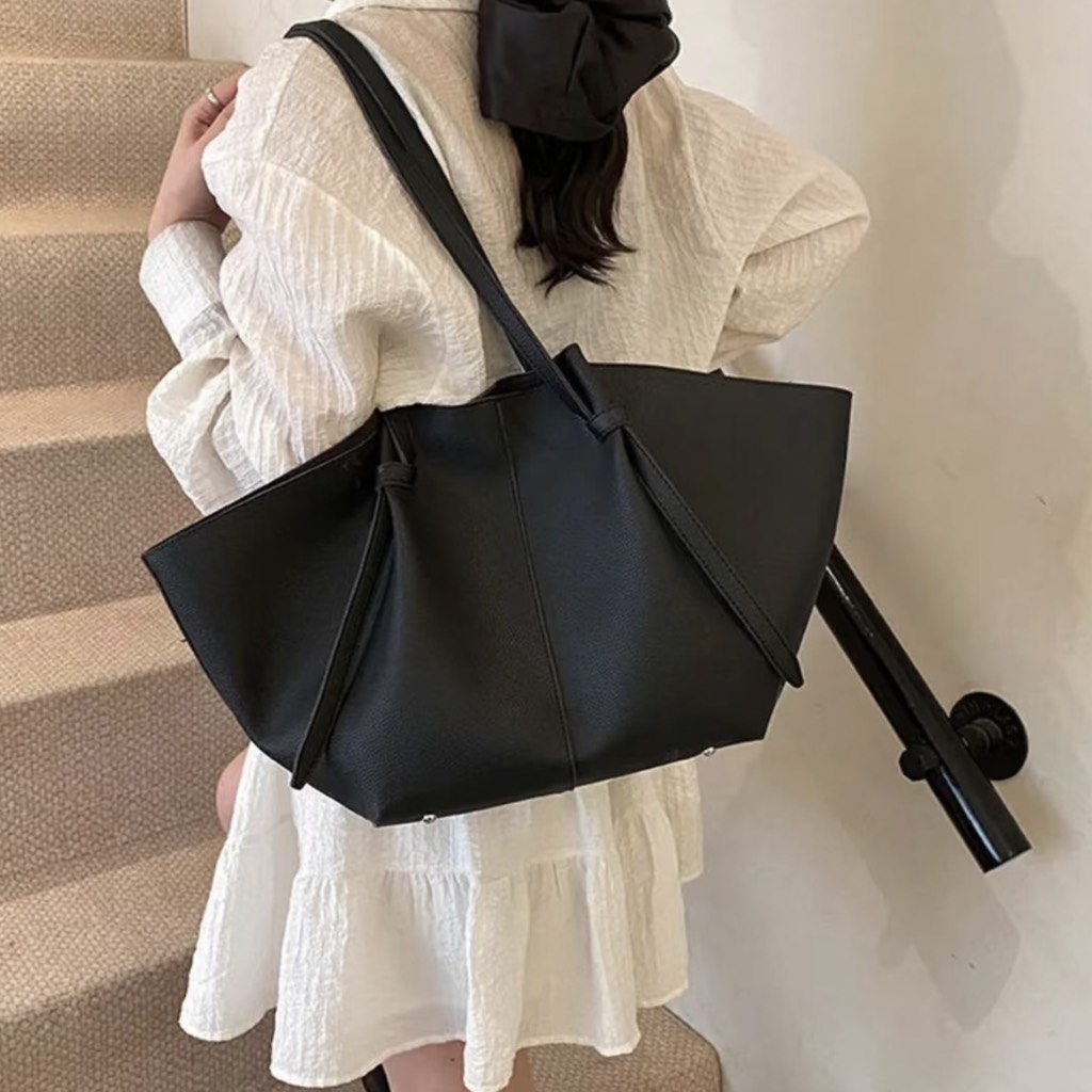 Túi Tote Mochi Yuzefi Bag Da Bò 52cm