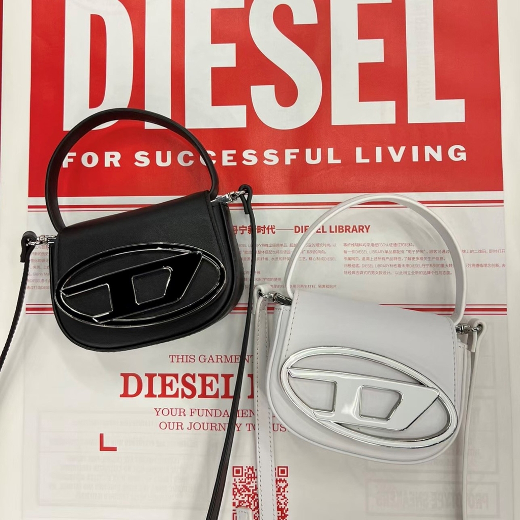 Túi Xách Diesel Mini Bag X08709P4993 Màu Đen