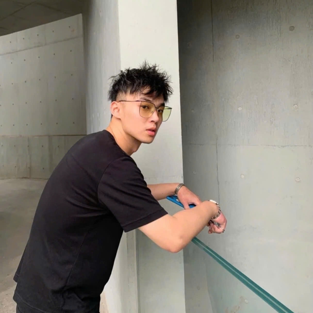 Kính Mát Gentle Monter Hight To Low M01 Màu Xanh