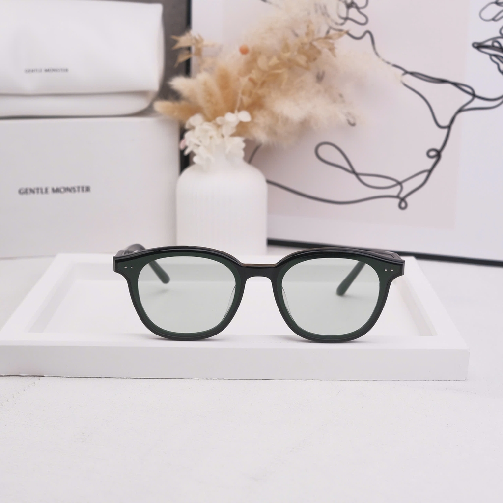 Kính Mát Gentle Monster Jude 01 GR Màu Xanh