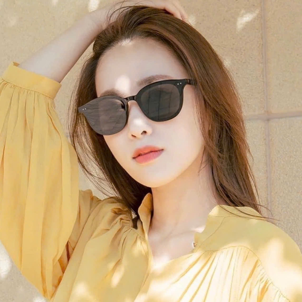 Kính Mát Gentle Monster Jude 01 Màu Đen