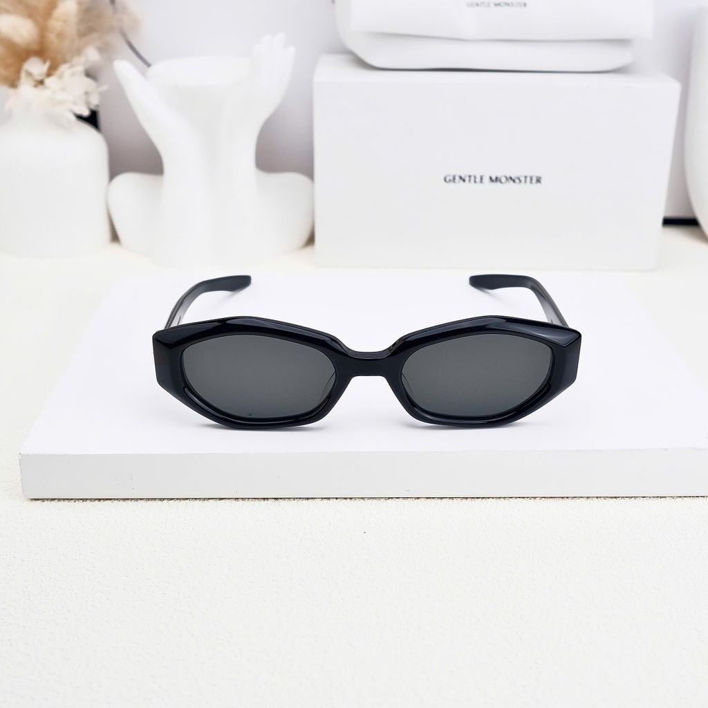 Kính Mát Gentle Monster Miro 01 Màu Đen