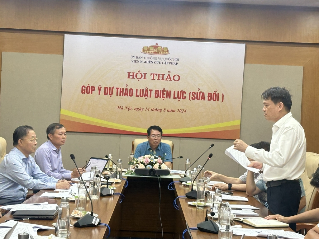 CƠ CHẾ QUẢN LÝ, ĐIỀU TIẾT GIÁ ĐIỆN CẦN ĐƯỢC LUẬT HÓA THEO QUAN ĐIỂM CHỈ ĐẠO CỦA NGHỊ QUYẾT SỐ 55-NQ/TW