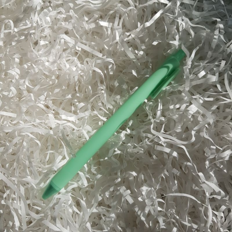 Bút gel Kaco Pastel cây lẻ mực đen ngòi 0,5mm.