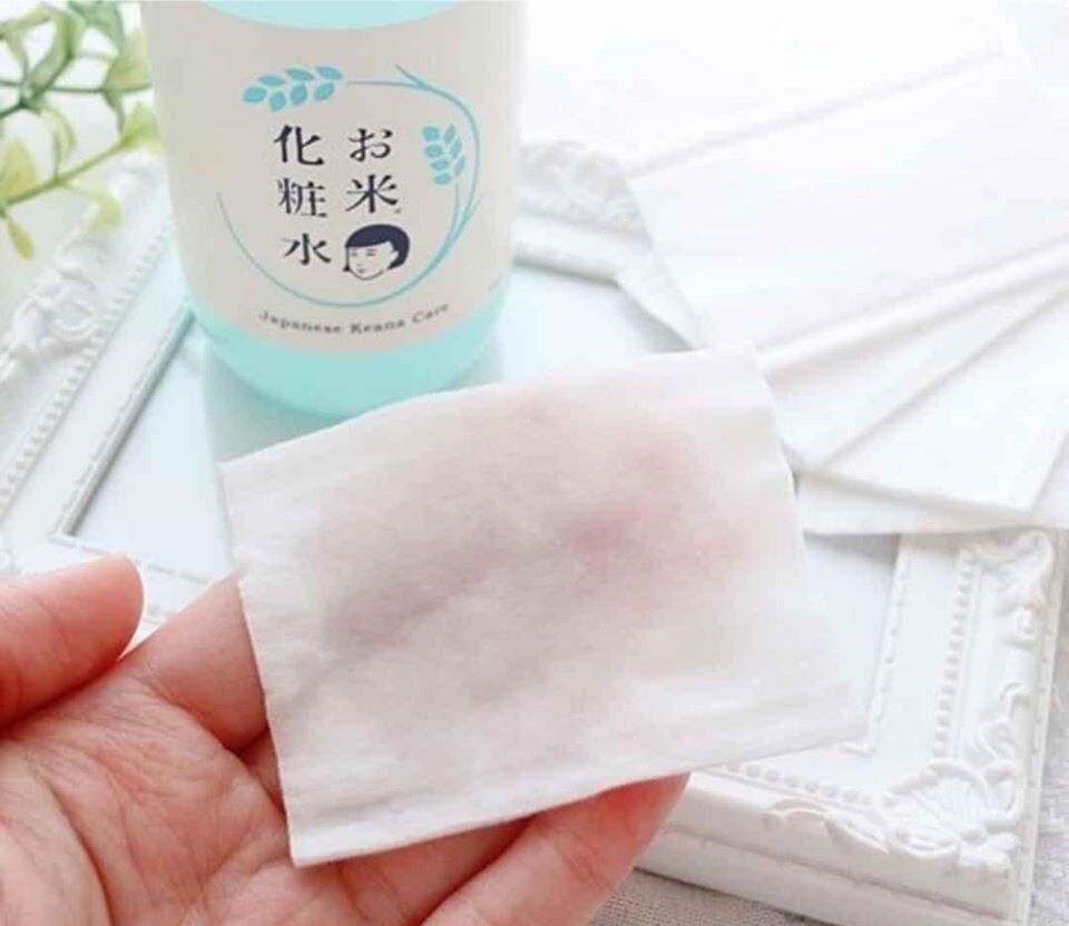 Keana - Nước Hoa Hồng Cám Gạo Dưỡng Ẩm Se Khít Lỗ Chân Lông Keana 200ml