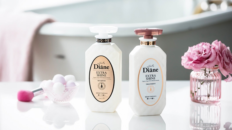 Diane - Dầu Gội Xả Phục Hồi Tóc Sáng Bóng Moist Extra Shine 450ml x 2 (Tóc Khô, Xỉn Màu, Không Mượt)