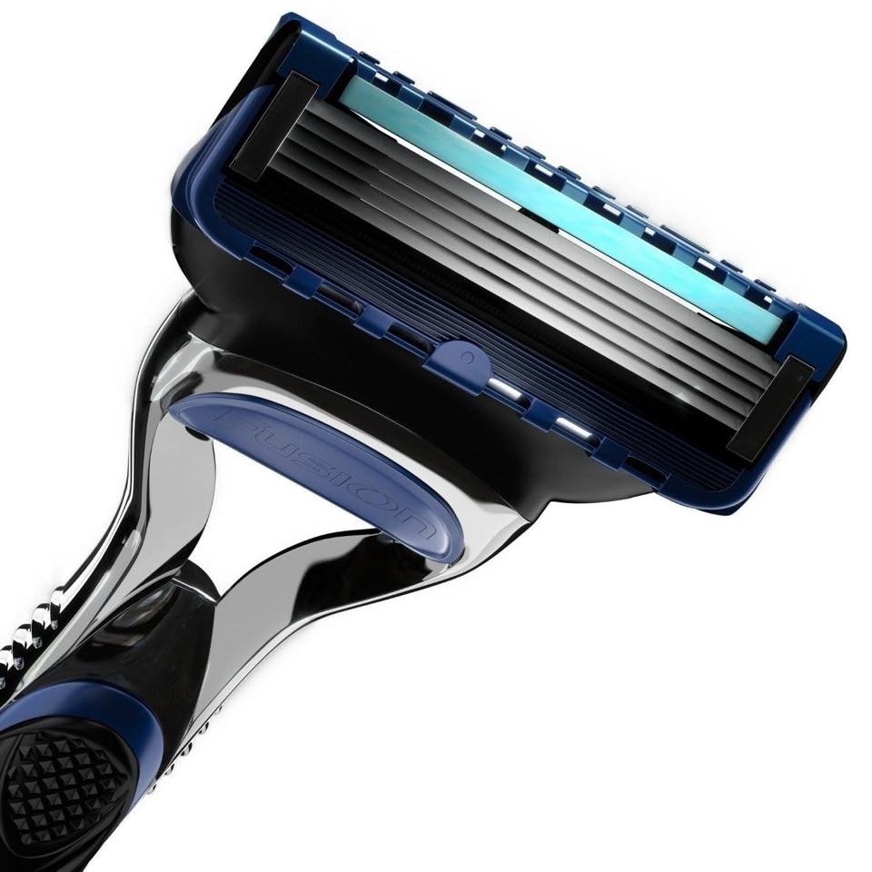 Gillette - Set 4 Lưỡi Dao Cạo Râu Gillette Fusion ProGlide Nhật Bản 5 Lưỡi Kép (Xanh)