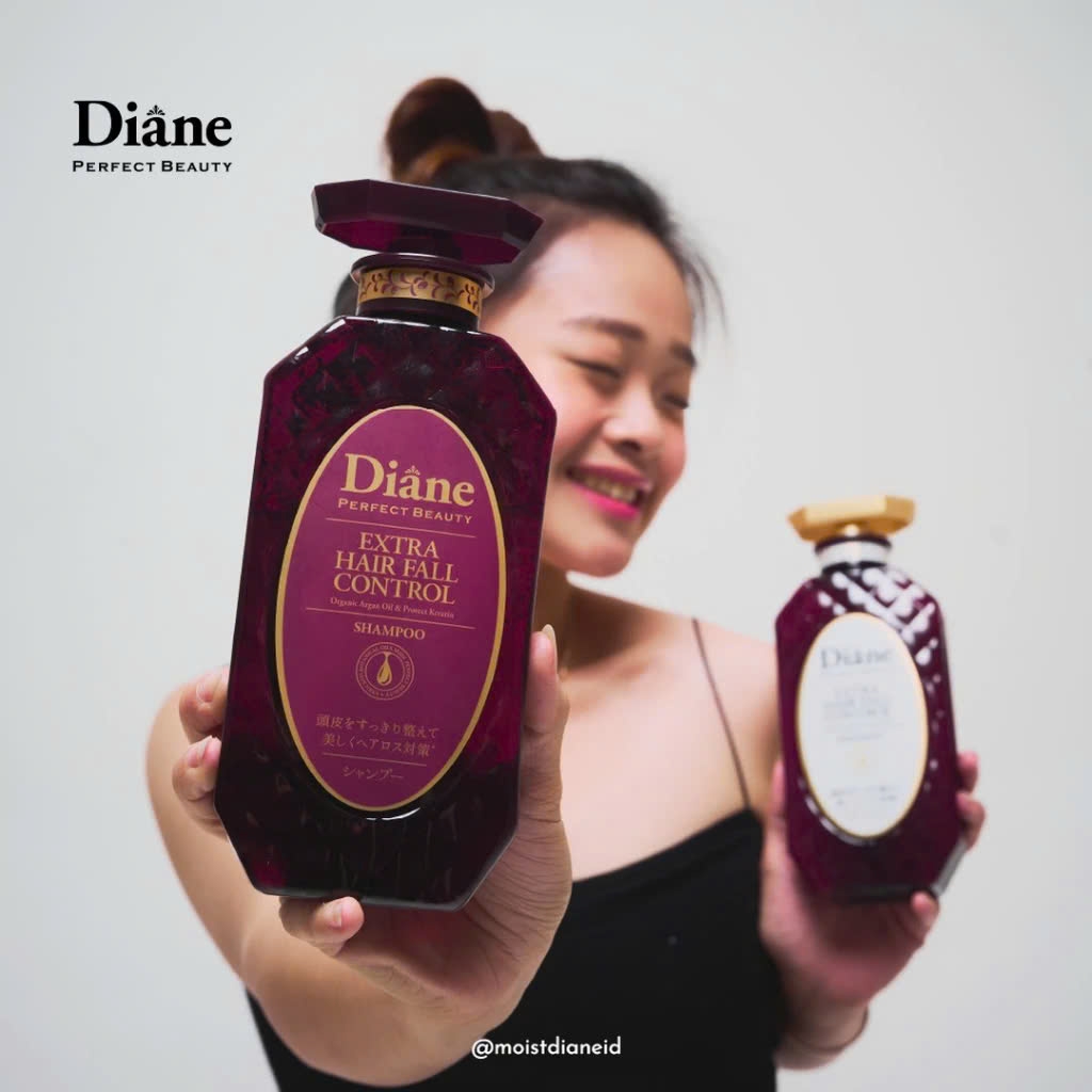 Moist Diane - Dầu Xả Kiểm Soát Tóc Yếu, Rụng, Nhiều Gàu Moist Diane Extra Hair Fall Control (450ml)