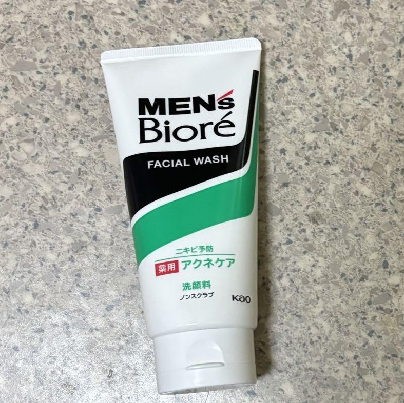Kao - Sữa Rửa Mặt Biore Men Nhật Bản 130g