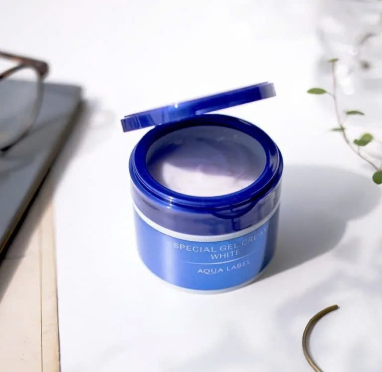Shiseido - Kem Dưỡng Trắng Shiseido Aqualabel Special Gel Cream Brightening Xanh 90g