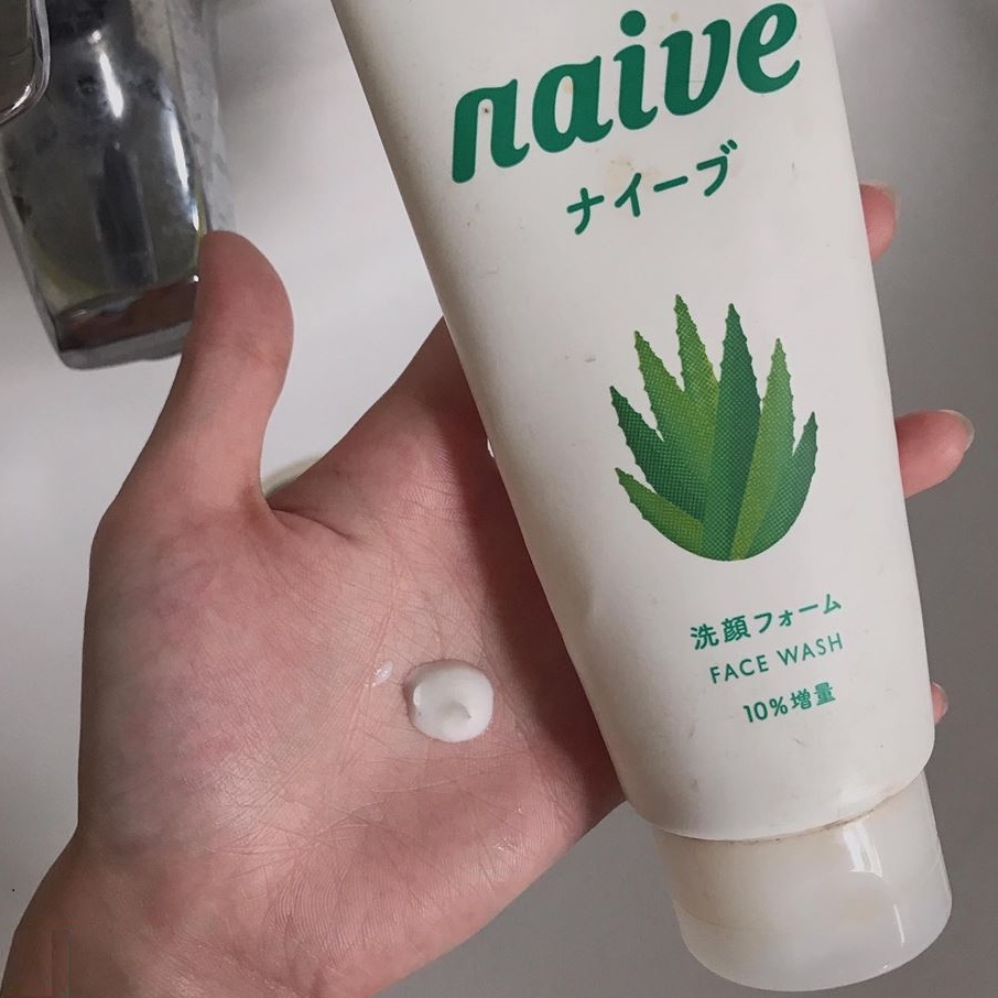 Kracie - Sữa Rửa Mặt Naive 143g Tinh Chất Lô Hội