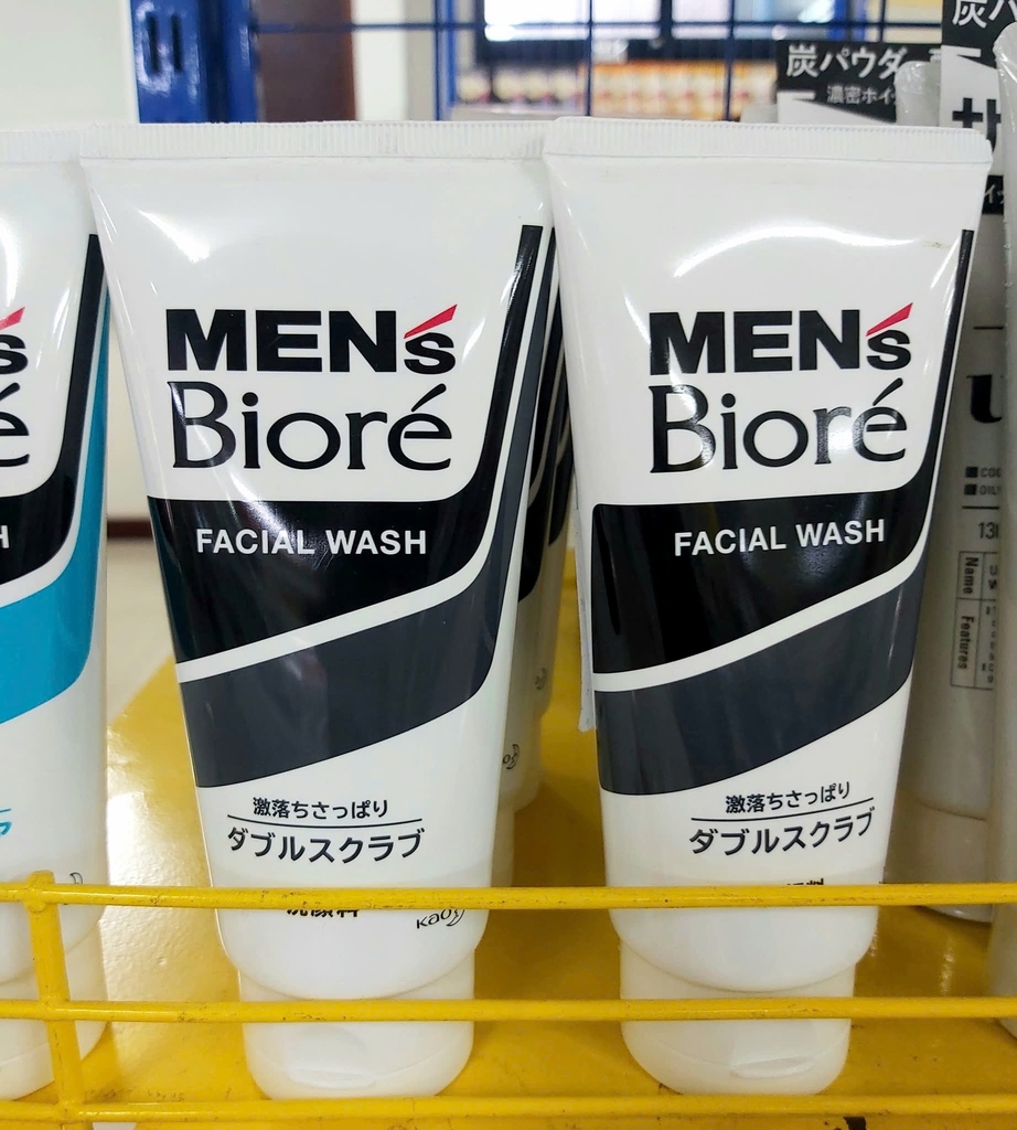 KAO - Sữa Rửa Mặt Tẩy Da Chết Men’s Biore Kao Nhật Bản 130g