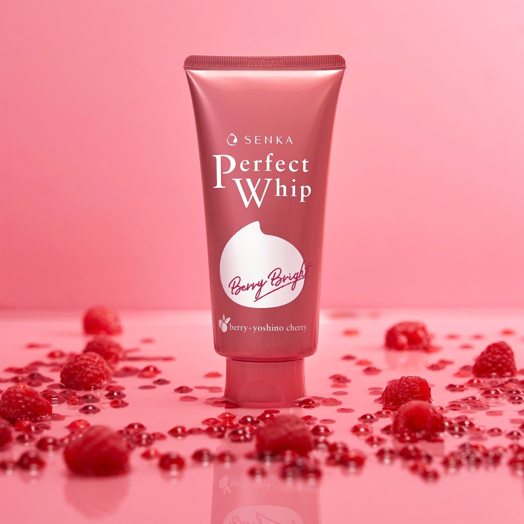Senka - Sữa Rửa Mặt Dưỡng Da Sáng Hồng Senka Perfect Whip Berry Bright 100g