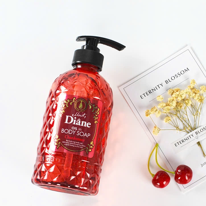 Diane - Sữa Tắm Tinh Dầu Moist Diane Oil In Body Soap Chardonnay Hương Nho Trắng 500ml
