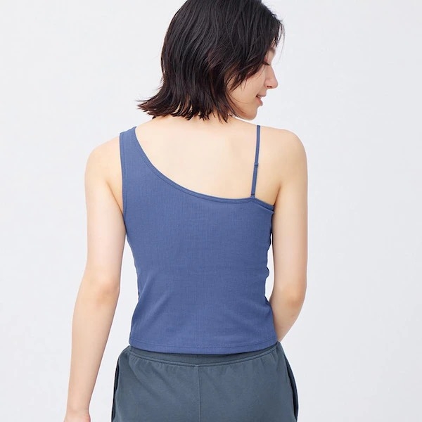 347340 Áo lệch vai gu