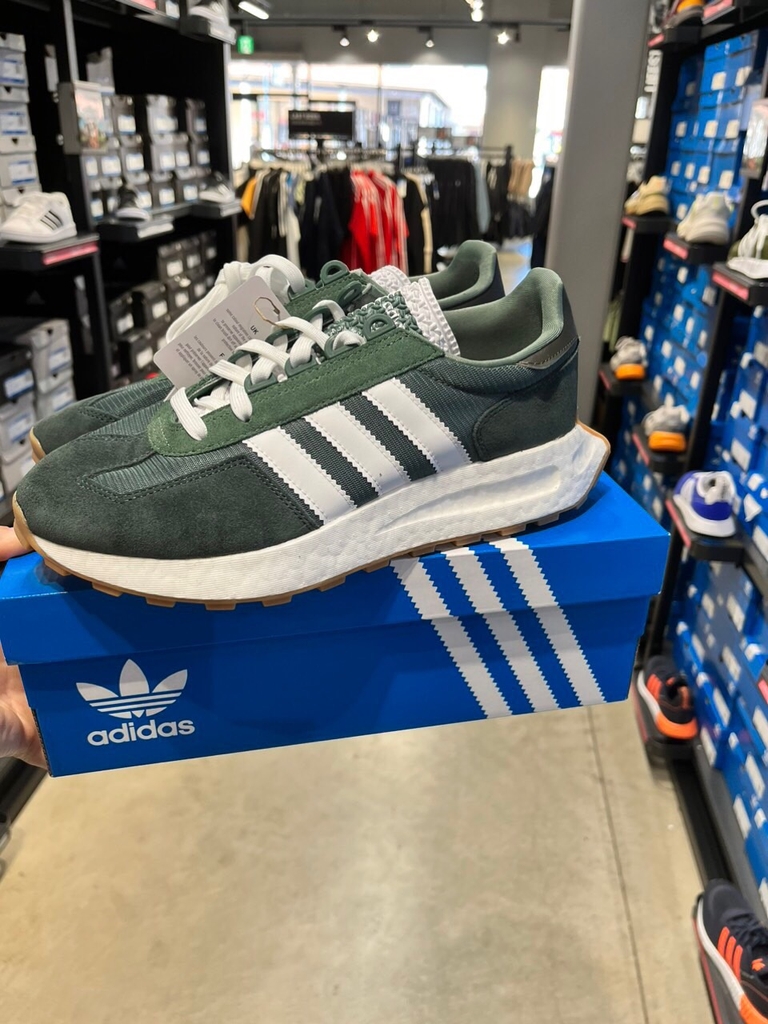Giầy adidas Gw6572