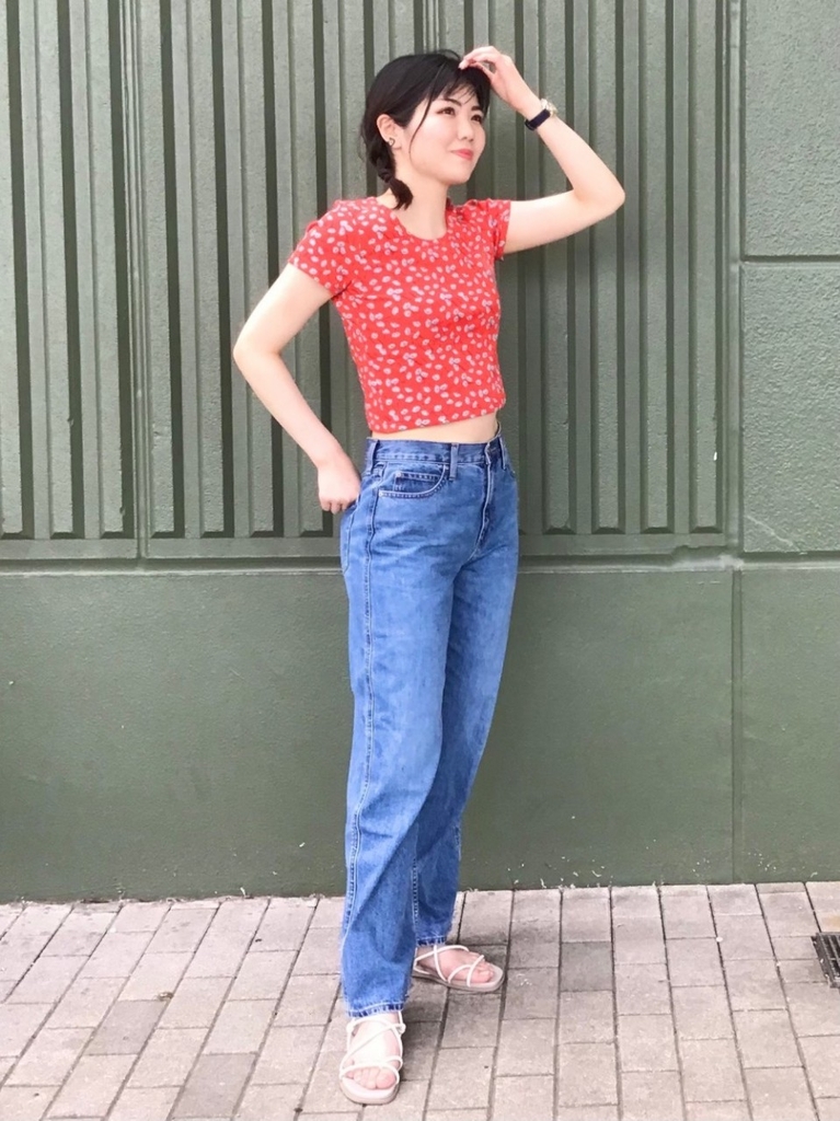 Aó phông croptop hoa nhí uni 451814/ 449352