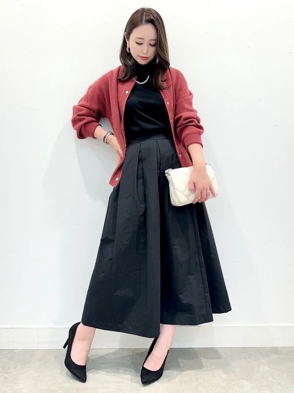 347772 chân váy xếp li gu