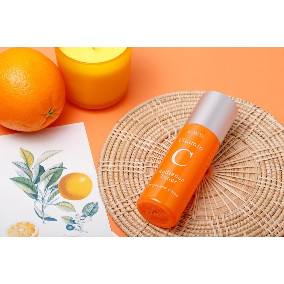 Nước hoa hồng dưỡng trắng da Lansley Vitamin C Radian Toner 100ml