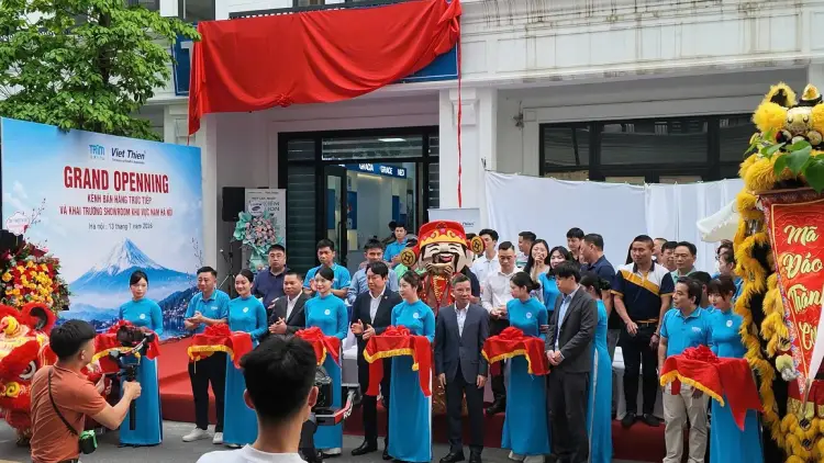 trim Ion khai trương tại Việt Nam