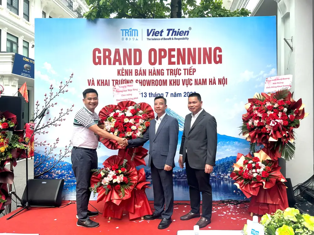 Hiệp Hồng Japan chúc mừng TRIM ION khai trương showroom