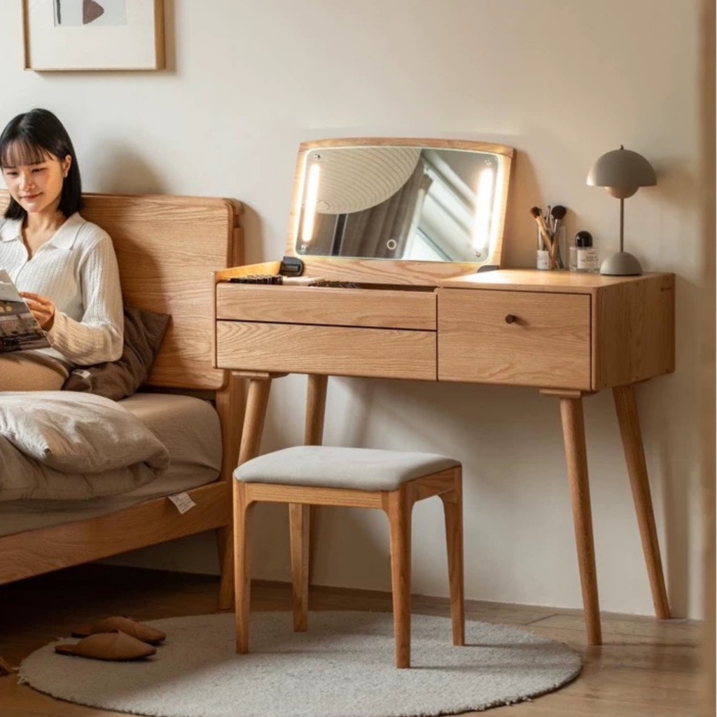 Bàn trang điểm TD05