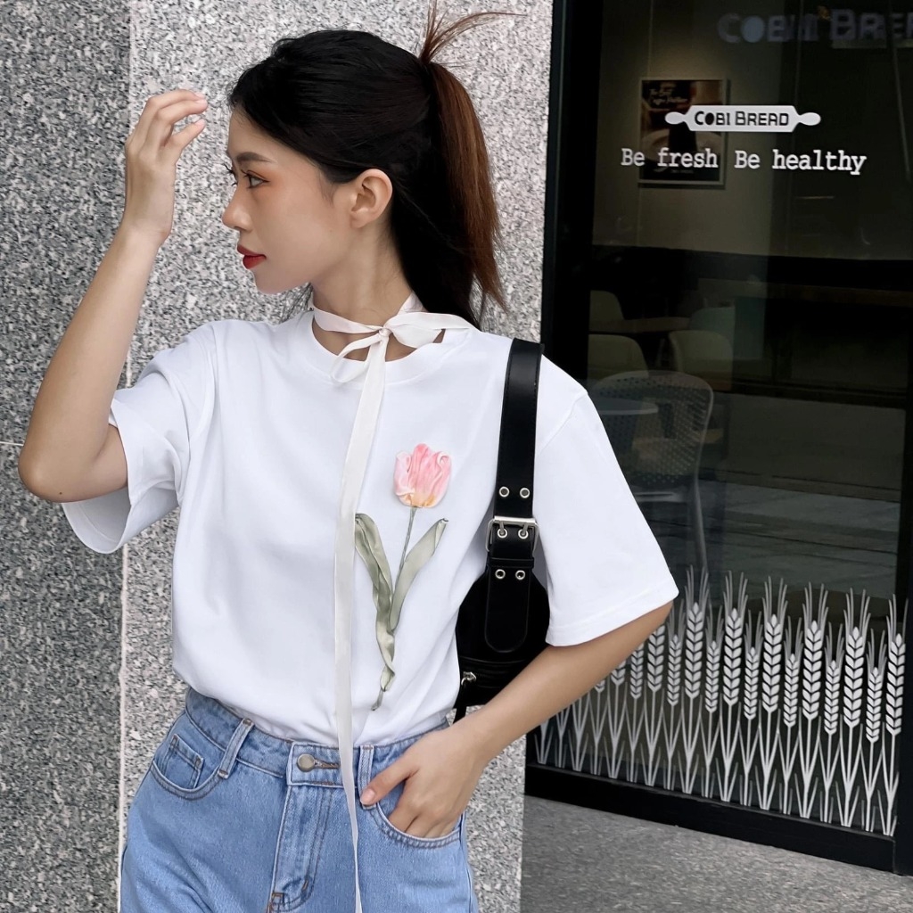 Áo Thun Thêu Ruy Băng Thủ Công - Hoa Tulip Hồng Tô Màu Nước