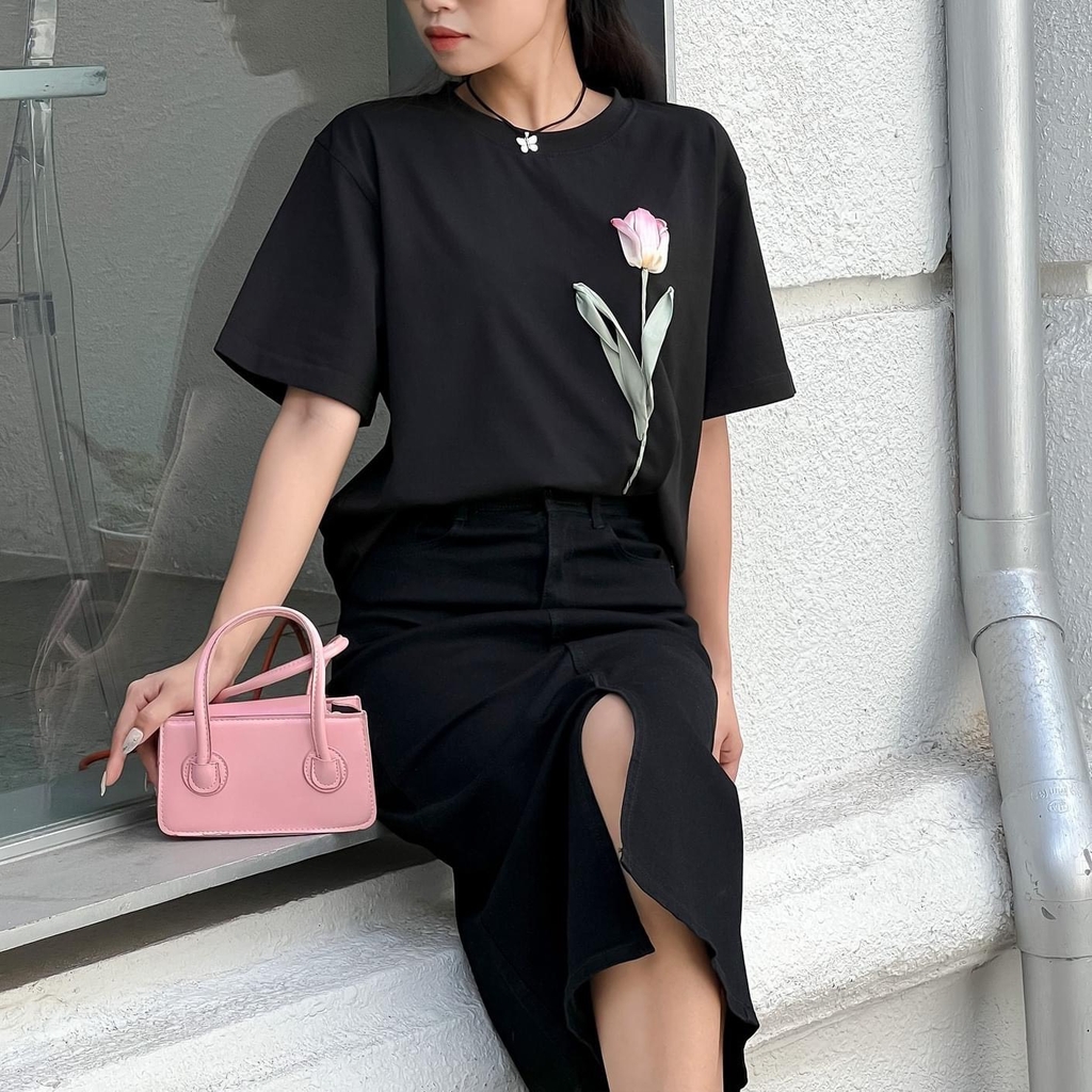 Áo Thun Thêu Ruy Băng Thủ Công - Hoa Tulip Hồng Tô Màu Nước