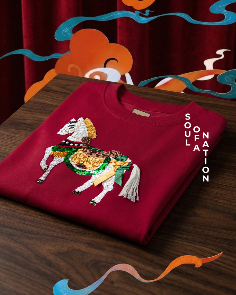 Áo Thun Thêu Ruy Băng Thủ Công - Bạch Mã Đông Hồ