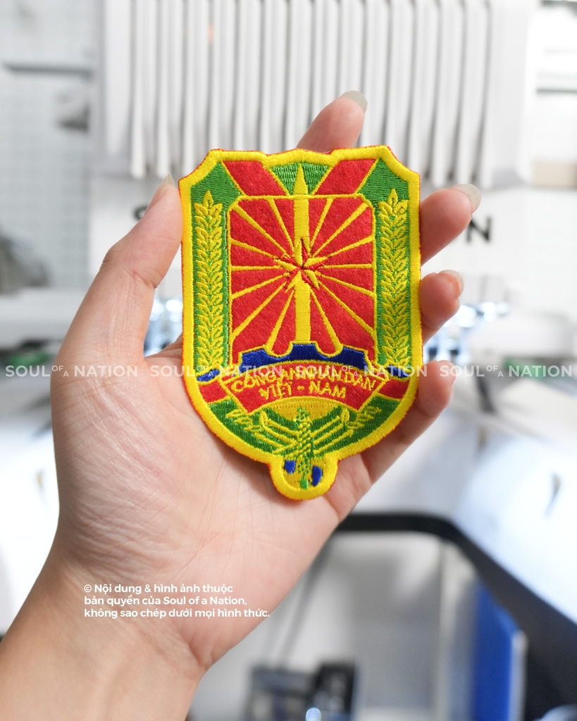 Patch thêu hình ôm viền Công an nhân dân Việt Nam theo yêu cầu