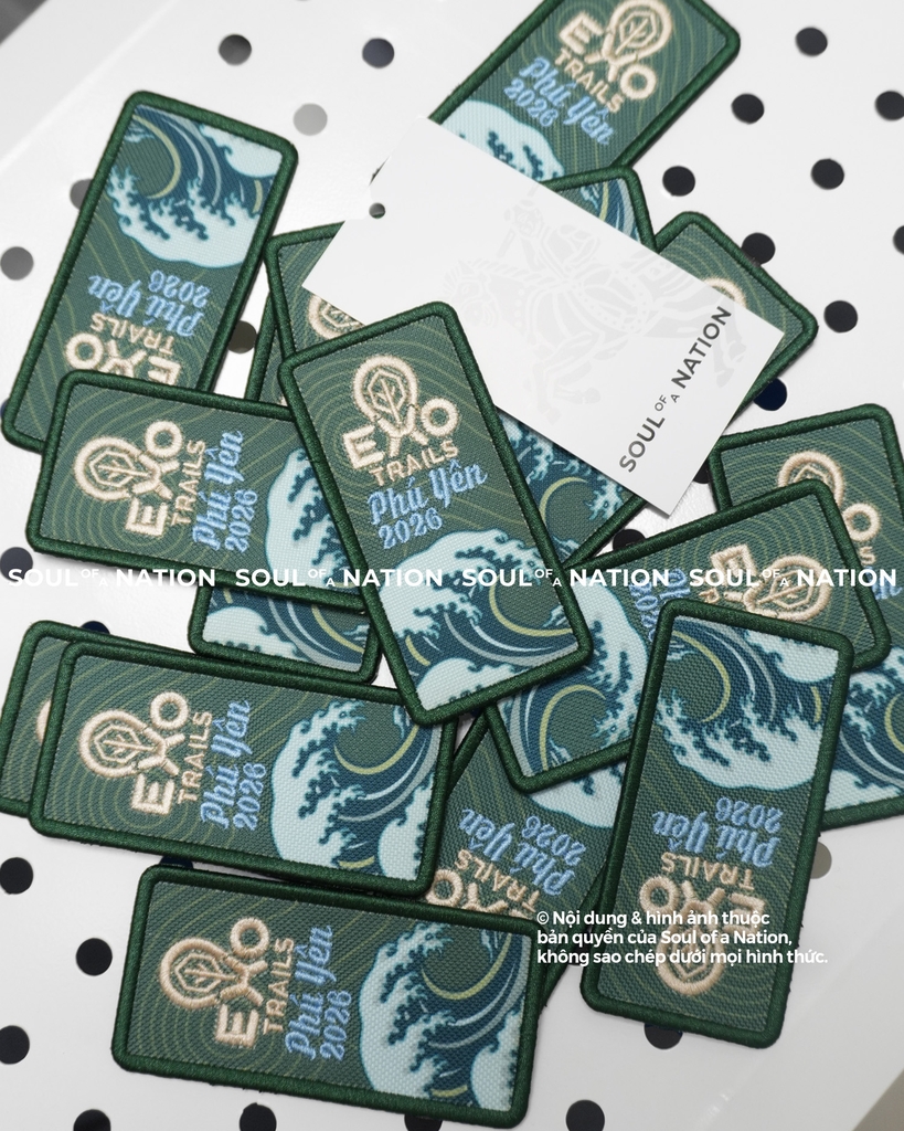 Patch thêu hình chữ nhật EXO TRAILS theo yêu cầu