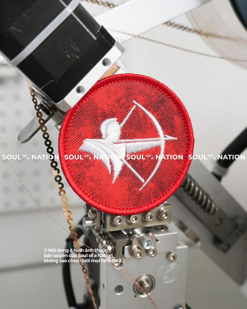 Patch in thêu hình ôm viền Bắn cung theo yêu cầu