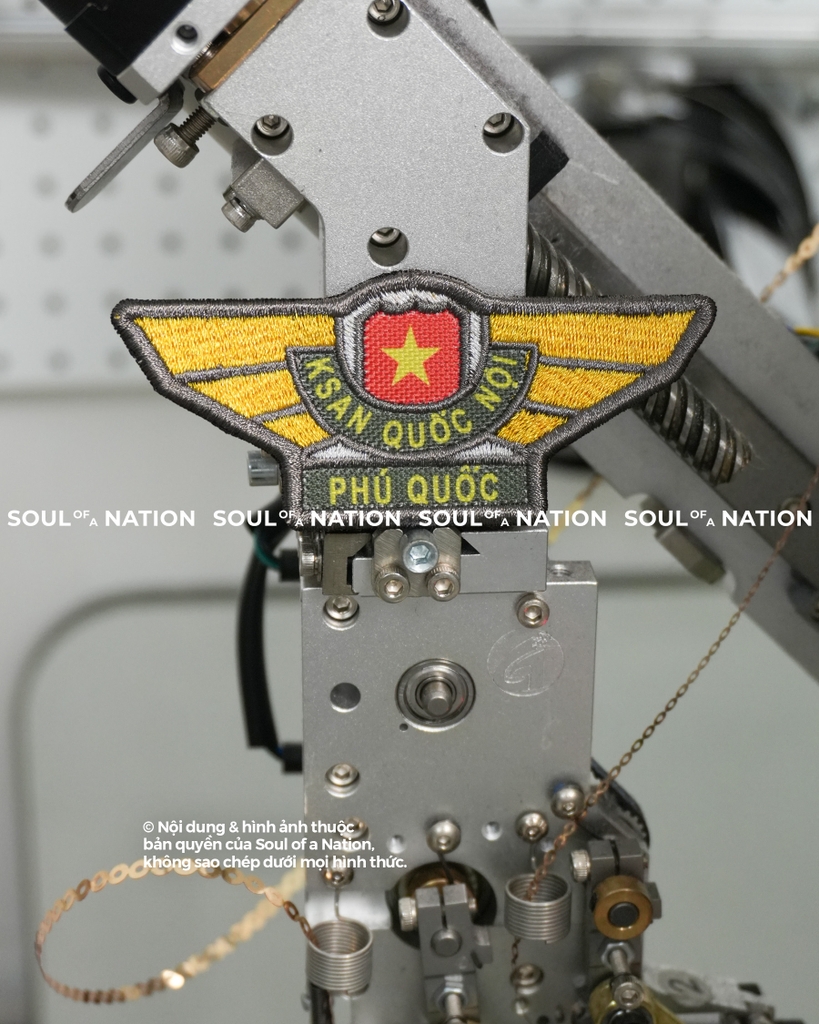 Patch in thêu hình ôm viền Phú Quốc theo yêu cầu