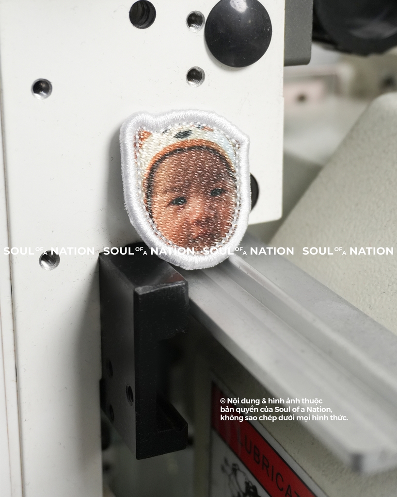 Patch in nhuộm chỉ Em bé theo yêu cầu